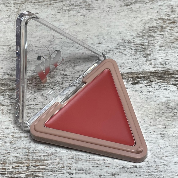 LYS Beauty Higer Standard Stain Matte Creme Blush UNFORGETTABLE - Picture 1 of 4